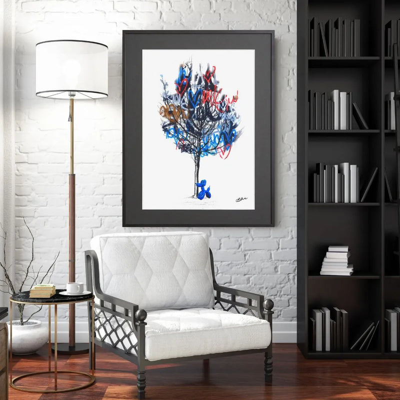 ラブウォールと木の前に立つバルーン犬を描いたアートポスター『Love Tree』｜Bluse作｜ポップでユーモアあふれるコラージュデザイン