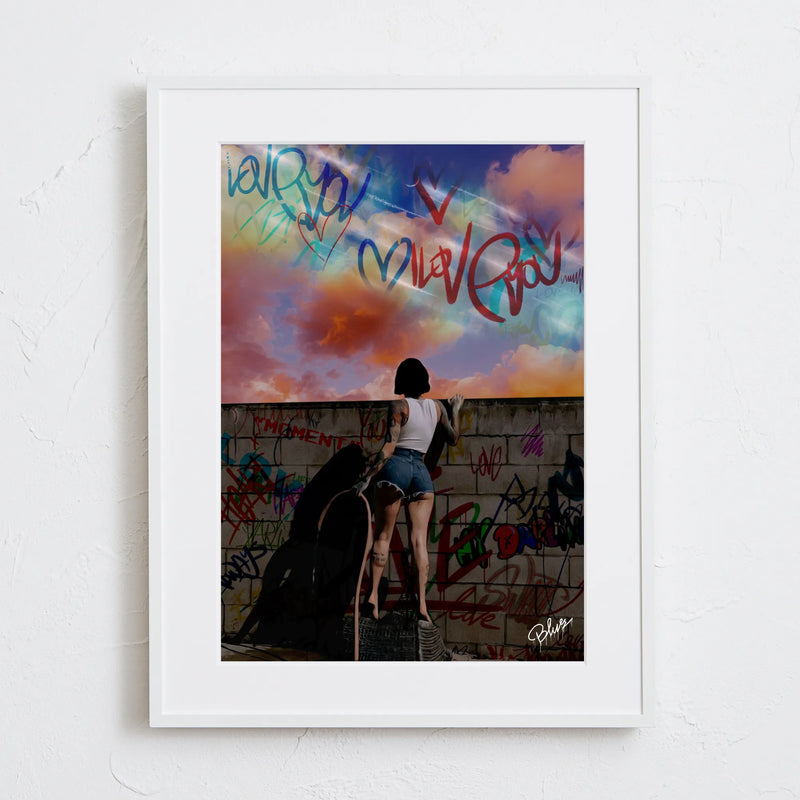 女性とタイポグラフィを組み合わせたストリートアートポスター「beyond the wall」｜Blues作｜クールでメッセージ性のあるイラスト