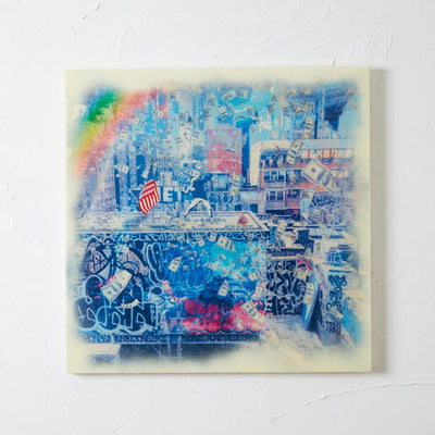 ドル札が舞う都市のグラフィティ原画『No Money(original )』｜Blues｜虹と皮肉が交差する現代アート作品