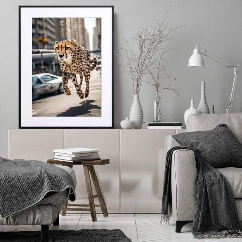 チーターが都市を駆け抜ける幻想的フォトアート『Cheetah Trip』｜Fancy Art select作｜スピード感と非現実が融合したデザイン