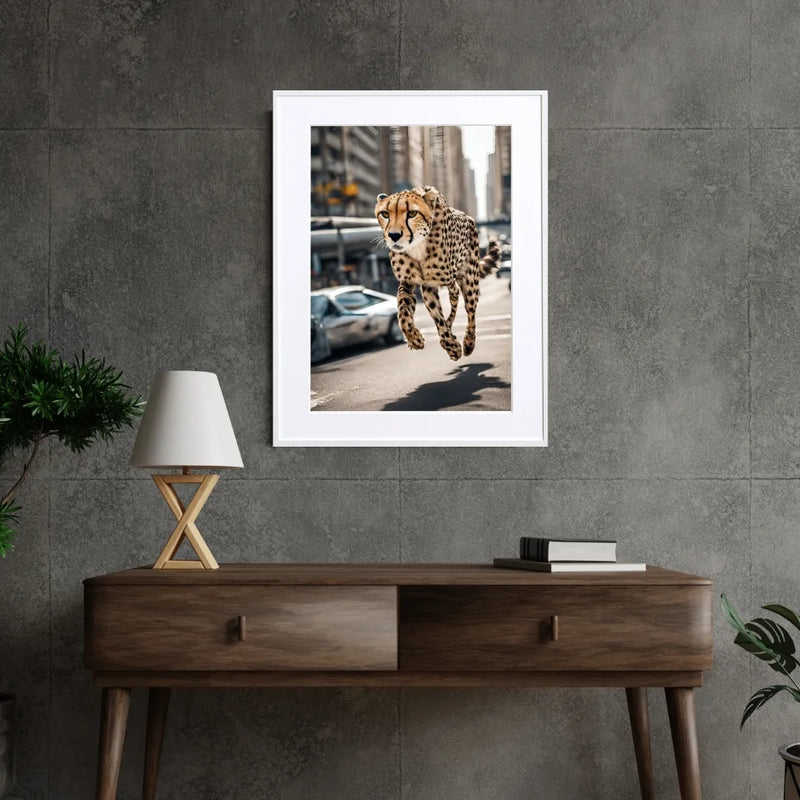 チーターが都市を駆け抜ける幻想的フォトアート『Cheetah Trip』｜Fancy Art select作｜スピード感と非現実が融合したデザイン