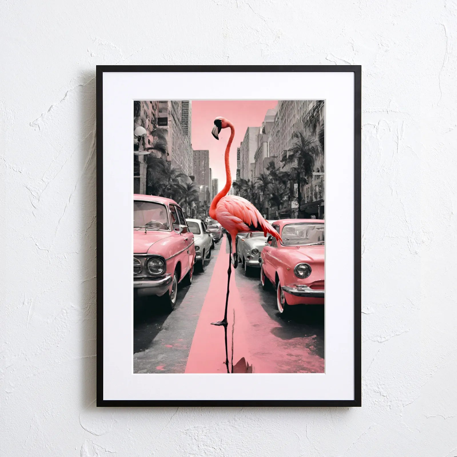 ピンクの街並みに立つフラミンゴが印象的な幻想的なフォトアート｜Flamengo Trip｜Fancy Art Select作｜レトロと非現実が融合した作品