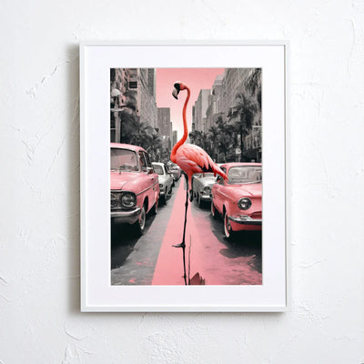 ピンクの街並みに立つフラミンゴが印象的な幻想的なフォトアート｜Flamengo Trip｜Fancy Art Select作｜レトロと非現実が融合した作品