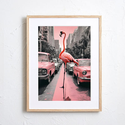 ピンクの街並みに立つフラミンゴが印象的な幻想的なフォトアート｜Flamengo Trip｜Fancy Art Select作｜レトロと非現実が融合した作品