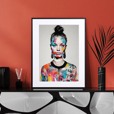 女性ポートレートに鮮やかな色彩を重ねたアートポスター「Colorful」｜Fancy Art Select｜モダンで華やかな印象を与える作品
