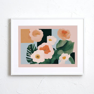 淡いピンクの花と深緑の葉を幾何学構成で描いた上品なボタニカルアート『Halcyon』Fancy Art Select｜北欧シンプルに合うデジタルポスター