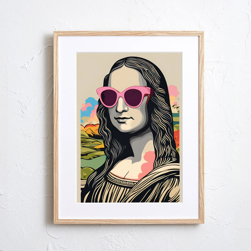 ピンクのサングラスをかけた女性（モナリザ風）を描いたポップなデジタルイラスト『Mona Pop Shades』｜Fancy Art Select｜モダンなアートポスター