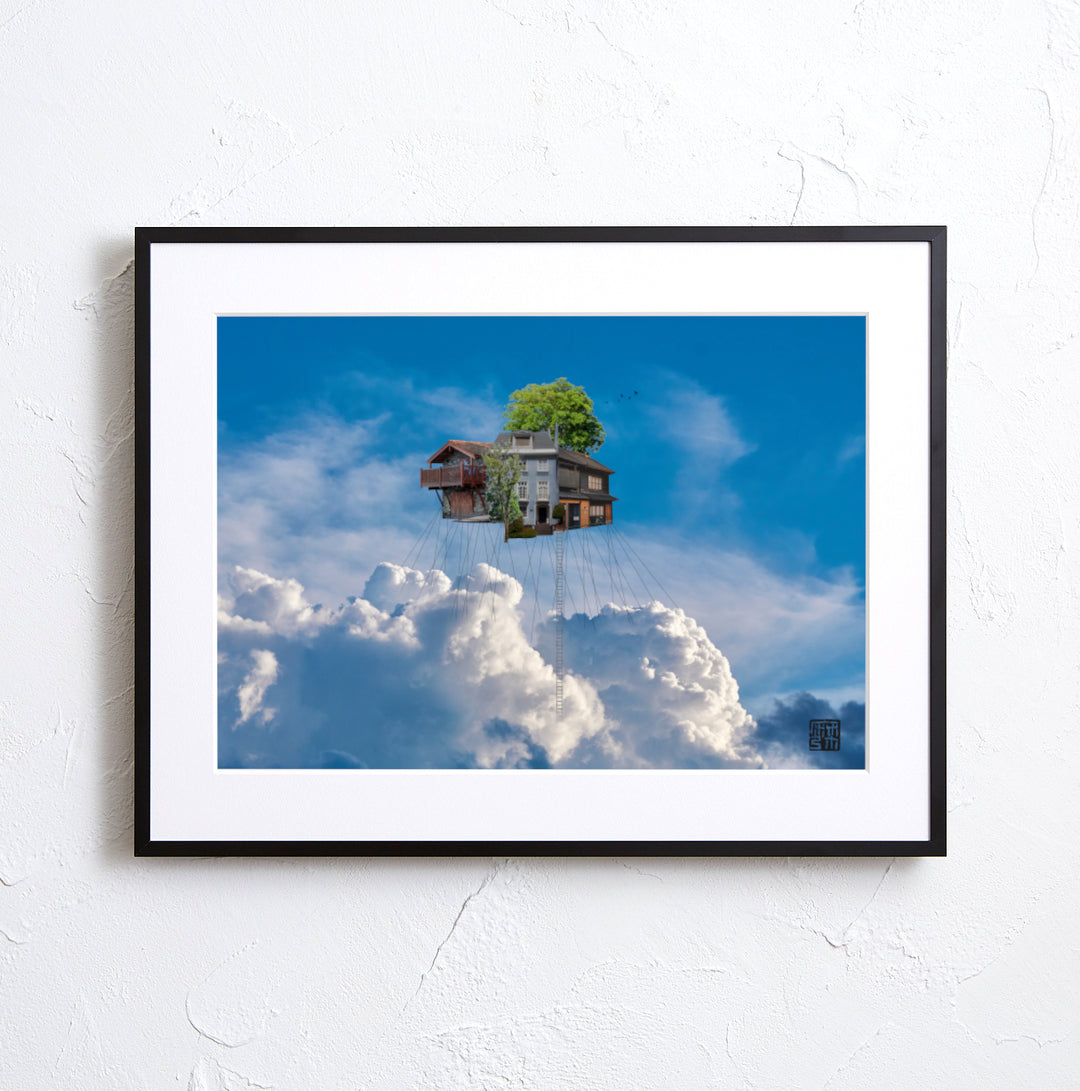 立体コラージュアート　ウォールアート　額装済み 雲の上に浮かぶ家が想像を掻き立てるアートポスター「maison」｜非日常