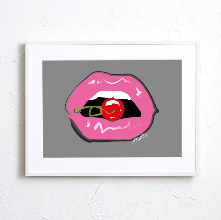 ピンクの唇にチェリーを加えるポップアートポスター『Sherry Lip