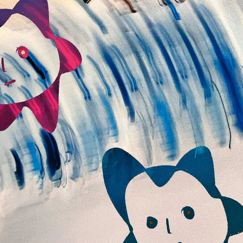 揺れる世界観と表情豊かなキャラクターが漂う原画「揺らぐ常識(original)」｜TAKUROMAN｜ 違和感が美に変わる挑戦的な現代アート