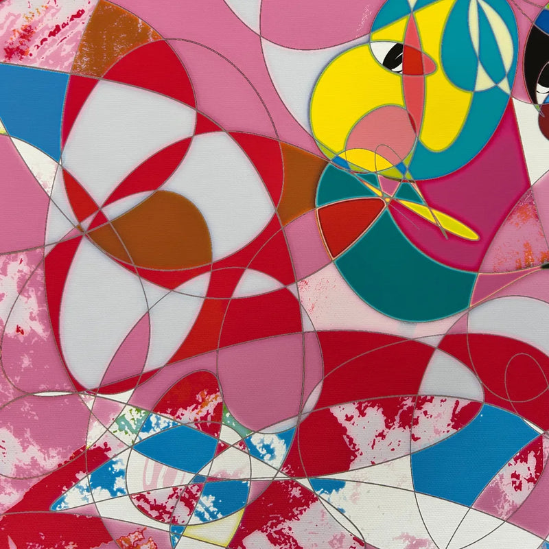 ピンクとカラフルな渦の中で夢を追いかける幻想的アート『夢の中で何かを追いかけている』｜TAKUROMAN｜夢と混沌が重なる視覚的な世界が印象的