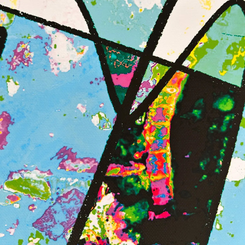 カラフルで不思議な表情のキャラクター現代アート『謎の生き物』｜TAKUROMAN｜知的ユーモアと遊び心が融合した原画作品